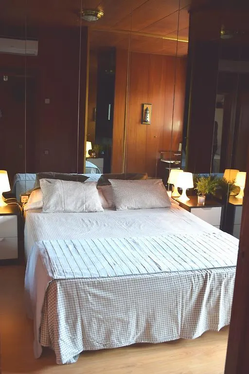 Duplex Berlin 87 Barcelona Spain