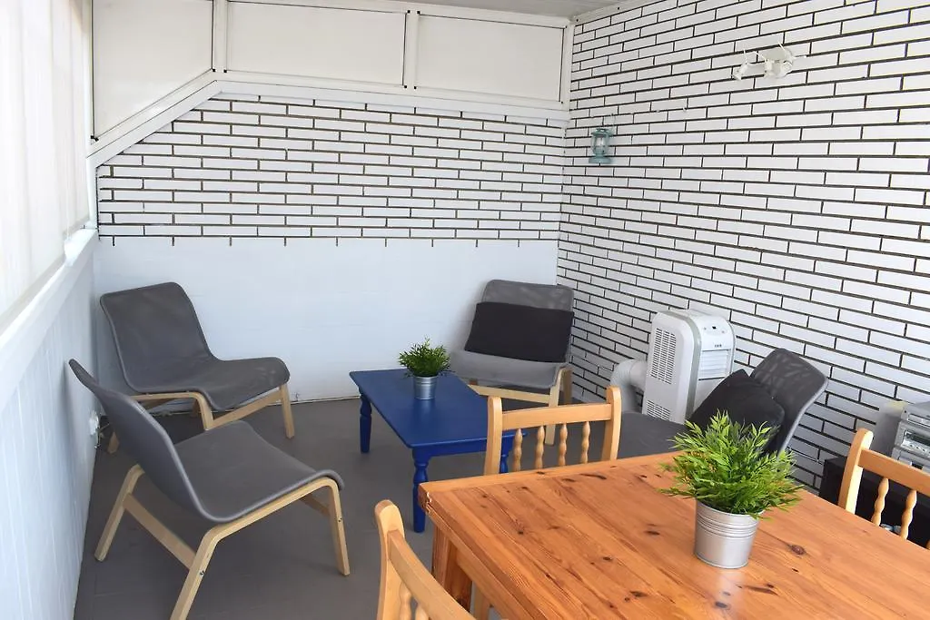 Duplex Berlin 87 Barcelona 0*,
